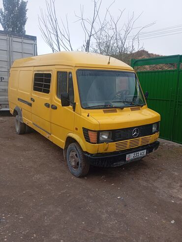 Легкий грузовой транспорт: Легкий грузовик, Mercedes-Benz, Стандарт, Б/у