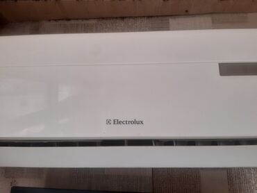 qida blok: Kondisioner Eurolux, İşlənmiş, 40-45 kv. m, Xarici blok, Kredit yoxdur
