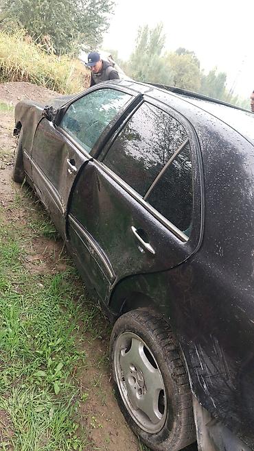 Mercedes-Benz : 1999 г., 3.2 л, Автомат, Бензин, Седан