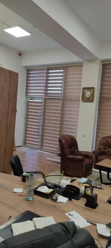 Digər kommersiya daşınmaz əmlakı: Xətai rayonu Xətai metrosunun yaxınlığında 16 mərtəbəli binanın 1-ci — 4