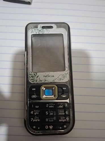 nokia 2730 classic: Nokia rəng - Qara, Düyməli — 6