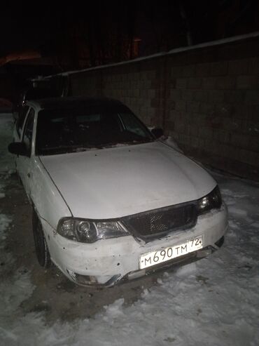 Daewoo: Daewoo Nexia: 2010 г., 1.6 л, Механика, Бензин, Седан