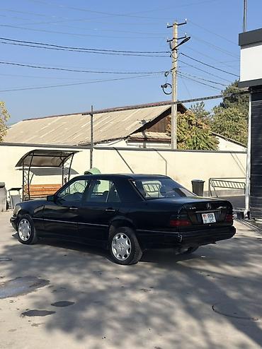 mersedez 124: Mercedes-Benz W124: 1993 г., 3.2 л, Механика, Бензин, Седан — 8