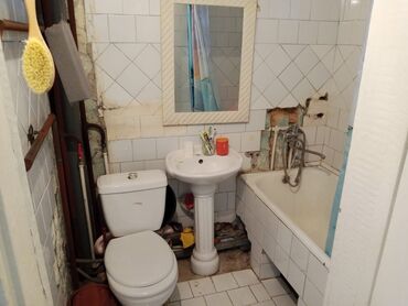 квартиры с подсилением: 1 комната, 32 м², Индивидуалка, 4 этаж, Старый ремонт