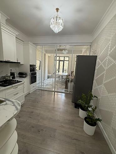 2 комнаты, 63 м², Асанбай мкр 5 этаж, Евроремонт