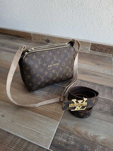 Torbe: Cena torbi 2600
cena novcanika 2200
cena kaisa 2200
Porez — 12