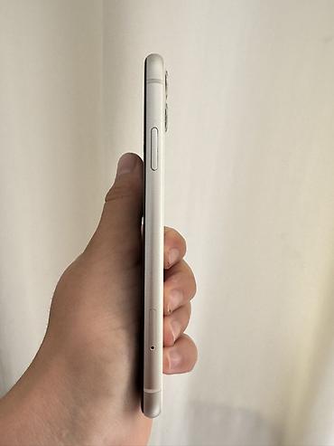 телевизор с тв тюнером: IPhone 11, белый Экран не работает и ни одной царапины ни где - Экран — 2