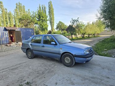 фольц т 3: Volkswagen Vento: 1993 г., 1.8 л, Механика, Бензин, Седан