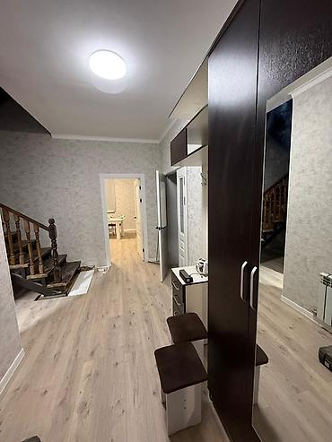 Үйлөрдү ижарага берүү: 120 м², 4 бөлмө, Жаныбарлары жок — 3