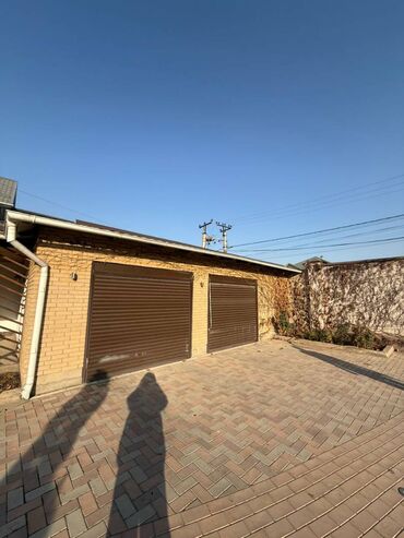 Долгосрочная аренда домов: 368 м², 6 комнат — 2