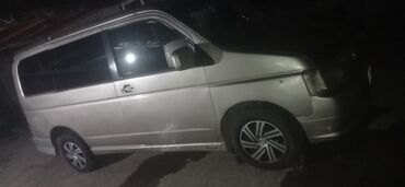 сдаю машину последующим выкупом: Honda Stepwgn: 2003 г., 2 л, Автоматические, Бензин, Минивэн