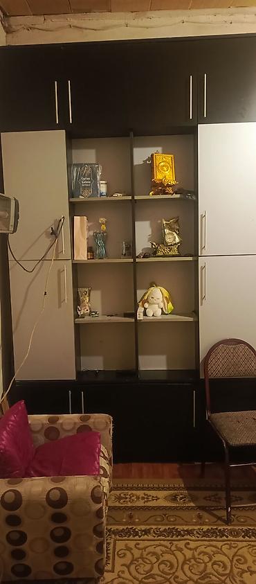 el misari: • Qonaq otağı üçün modul divar dolabı - Rəng: qara-boz kombinasiyası — 1