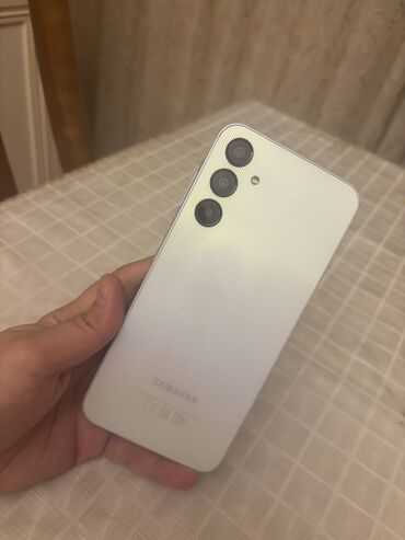 Samsung Galaxy A25, 256 GB, rəng - Ağ, Zəmanət, Düyməli, Sensor