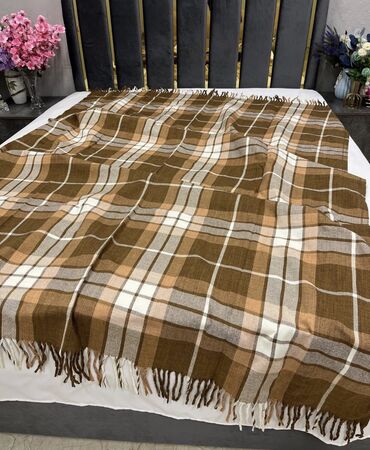 Комплекты постельного белья: Плед пледы, покрывала, плед барашек, двух спалки полуторки, плед — 31