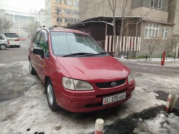 Toyota: Toyota Corolla Verso: 1997 г., 1.6 л, Автомат, Бензин, Вэн/Минивэн