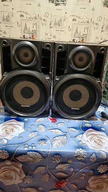 qapi dinamikləri: Panasonic səs kalonkaları dəsti. Dəstə 2 ədəd eyni tip böyük akustik — 2