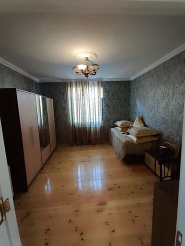 Həyət evləri və villaların satışı: Məhəmmədinin girəcəyində 4 sot torpaqda, sahəsi 160 kv.m olan kürsülü — 14