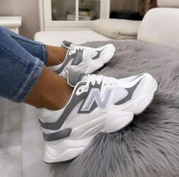 Women's Sneakers and athletic shoes: 38 — 9