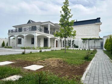 Həyət evləri və villaların satışı: Buzovna 5 otaqlı, 250 kv. m, Yeni təmirli