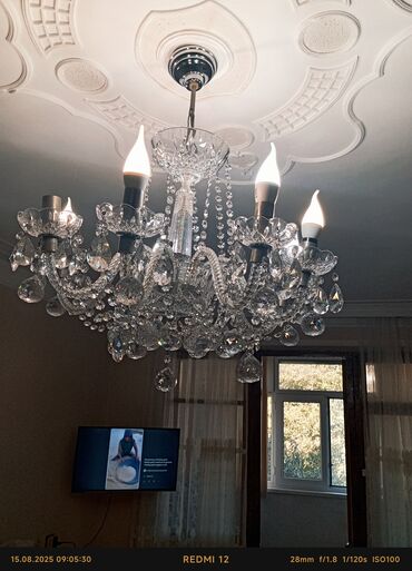 Ev saatları: Çılçıraq, 8 lampa, Xrustal
