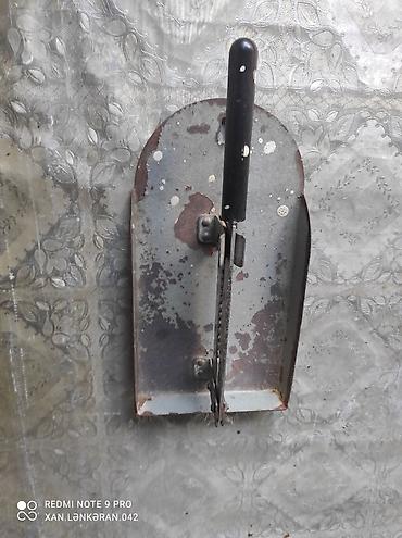 Ev və bağ: Divar tipli çörək/doğrama bıçağı tutacağı və kəsim qurğusu - Metall — 1