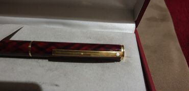 Наборы украшений: Набор из трех перьевых ручек в фирменных коробках. Состав: - Sheaffer — 5