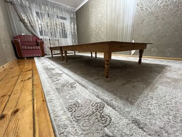Кухонные столы: Кухонный стол, Б/у, Прямоугольный, Нераскладной, Дерево