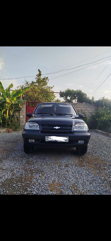 mazda satış: Chevrolet Niva: 0.7 l | 2008 il 150 km Universal — 2