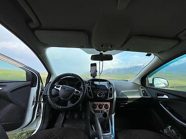 Ford: Ford Focus: 2012 г., 1.6 л, Механика, Бензин, Хэтчбэк — 8