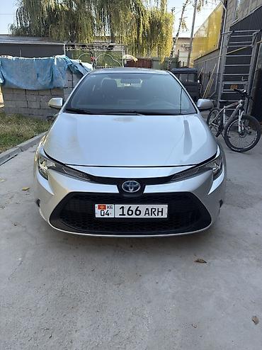 аромат для машины: Toyota Corolla: 2020 г., Гибрид, Седан — 1
