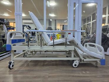 многофункциональная кровать для лежачих больных: Механическая кровать с функциями подъёма и туалетом Удобная и