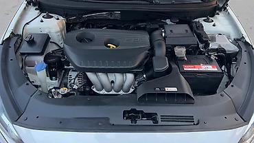 Hyundai: Hyundai Sonata: 2020 г., 2 л, Автомат, Газ, Седан — 6