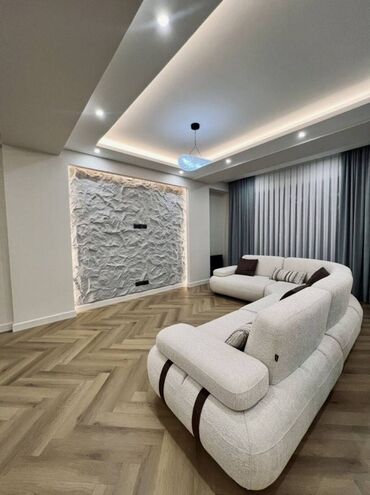 сдаются квартира без хозяина: 3 комнаты, 106 м²