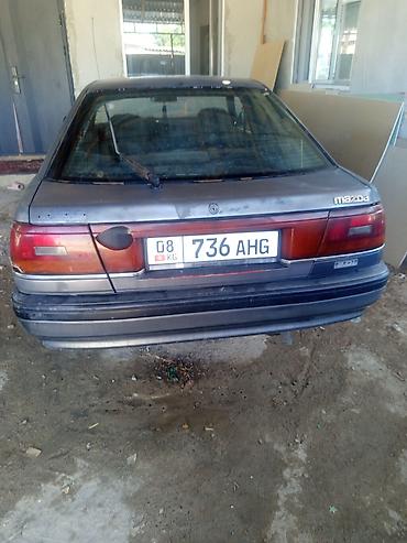 Транспорт: Mazda 626: 1989 г., 2 л, Седан — 4