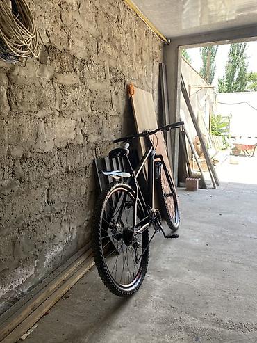 velosiped saft 29: Dağ velosipedi – 29” təkərli, alüminium gövdəli Xüsusiyyətlər: - — 2