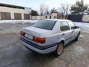 1994: Volkswagen Vento: 1994 г., Седан — 2