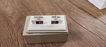 yeni 100 azn: Burberry(запонки) taxma duyme. Made in england. 100% original. 195$-a — 2