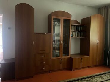 Серванты: Стенка -горкаНово-Павловка