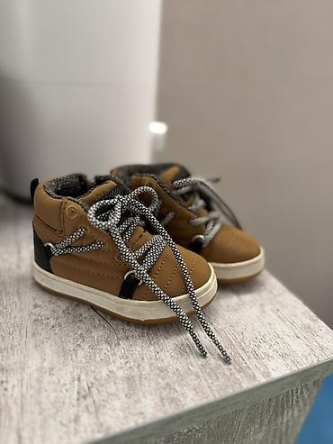 Детские ботинки ZARA Baby - Модель: утеплённые кеды/ботинки на
