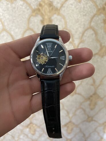 Классические часы: Часы ”omega ‘’
Харошая состаяния