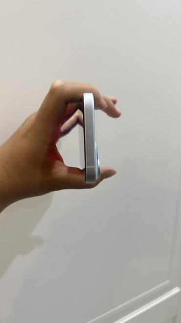 Apple iPhone: IPhone 15, Б/у, 256 ГБ, Белый, Коробка, 88 % — 2