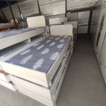 Односпальные кровати: Односпальная кровать, Новый, С матрасом, длина - 190 см — 3