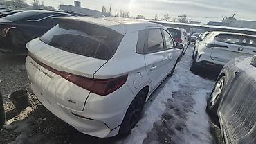 BYD: BYD E2: 2020 г., Автомат, Электромобиль, Хэтчбэк — 4