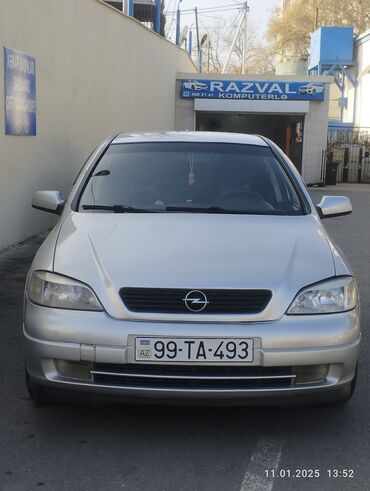 moto salvar: Opel Astra: 1.6 l | 1999 il 301000 km Hetçbek