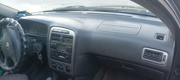 как можно купить машину в рассрочку: Toyota Avensis: 2001 г., 1.6 л, Механика, Бензин, Универсал
