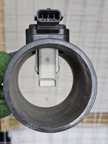 Датчики, сенсоры, предохранители: Расходомер Renault 2010 г., Б/у, Оригинал, Германия — 9