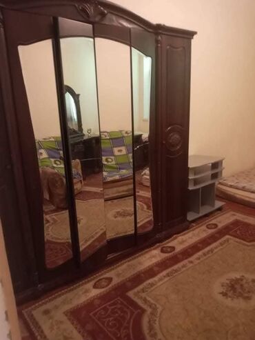 lenkeranda ayliq kiraye evler: Metro elmlere yaxın 1otaglı heyet evi kiraye verilir obsi heyedir