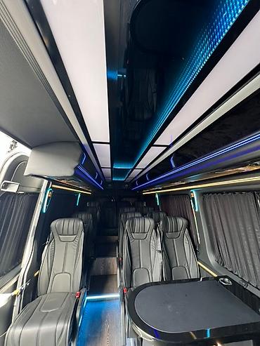стол витрина: Пассажирский микроавтобус Mercedes-Benz (длинная база, высокий — 7