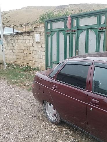 mercedes 180 b: Avtomobil: Lada/VAZ 2110 sedan Rəng: tünd qırmızı (bordo) Yanacaq — 2