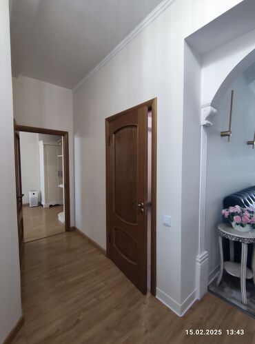 Долгосрочная аренда квартир: 3 комнаты, Риэлтор, Без подселения, С мебелью полностью — 14